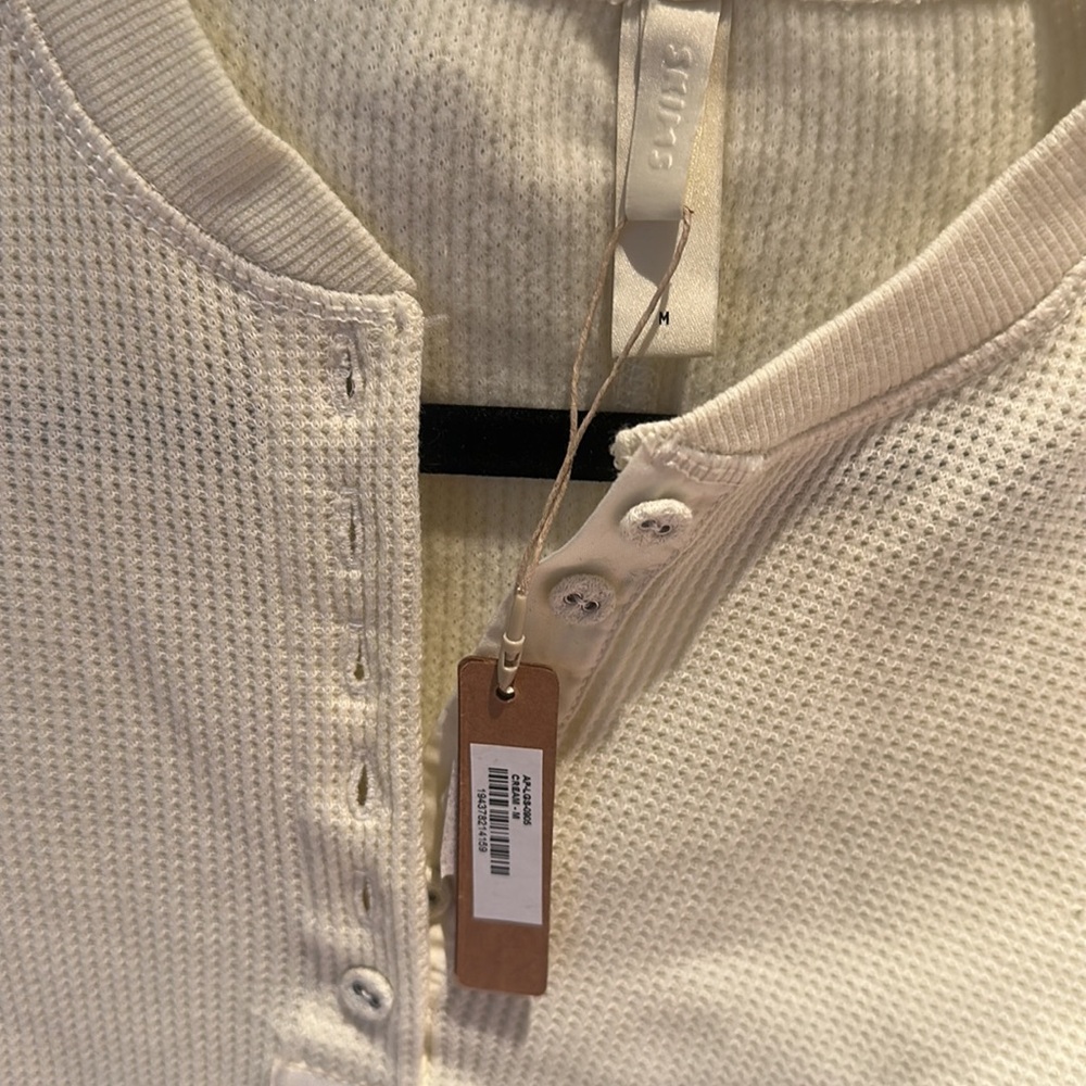Skims medium top new with tags - Picture 2 of 3